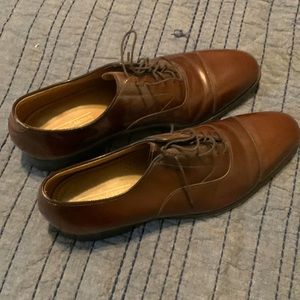 Johnston and Murphy Captoe Lace up leather dress shoes